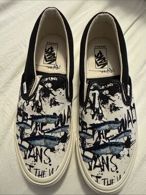 VANS vault x Ralph Steadman OG classic slip on LX “Blue Tuna” color way(size 10)